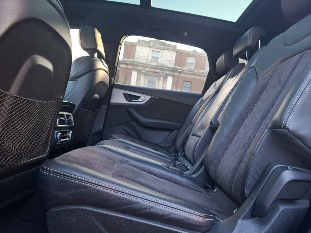 Audi Q7 3.0 Tdi V6 S Black #23