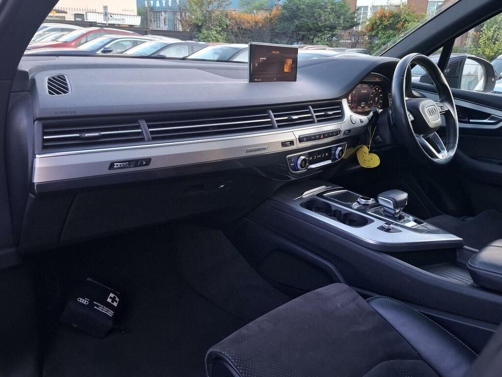 Audi Q7 3.0 Tdi V6 S Black #51