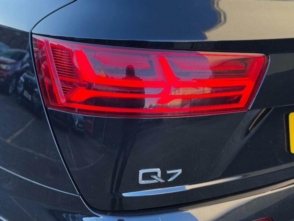 Audi Q7 3.0 Tdi V6 S Black #52