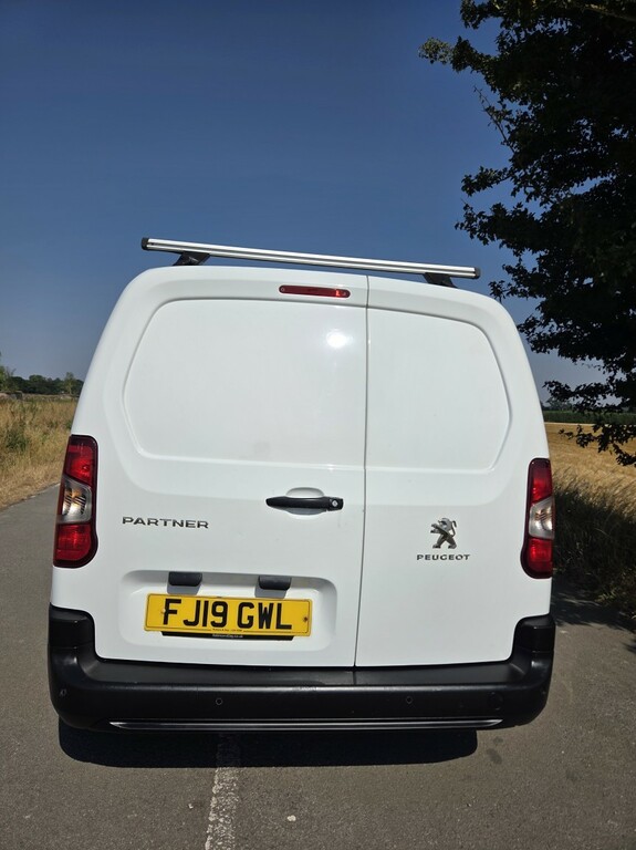Peugeot Partner 1.6 Bluehdi 650 Professional White #4