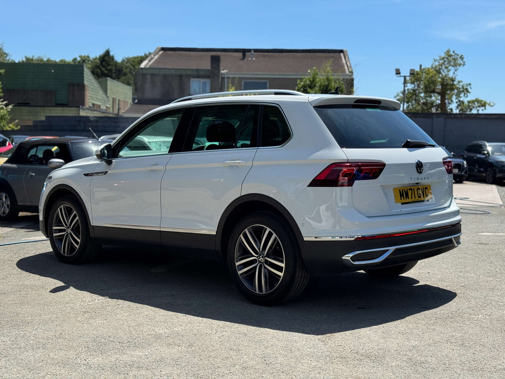 Volkswagen Tiguan 1.5L Elegance Dsg White #5