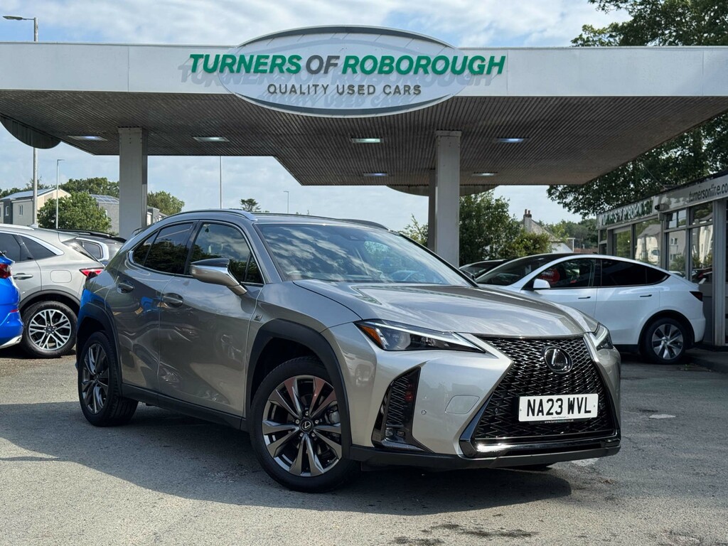 Lexus UX 2.0L F Sport Design E-cvt Silver