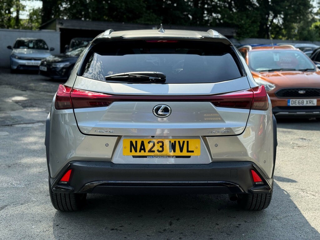 Lexus UX 2.0L F Sport Design E-cvt Silver #6