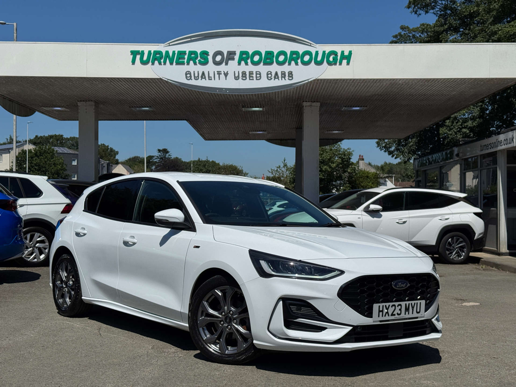 Ford Focus 1.5L Ecoblue St-line White