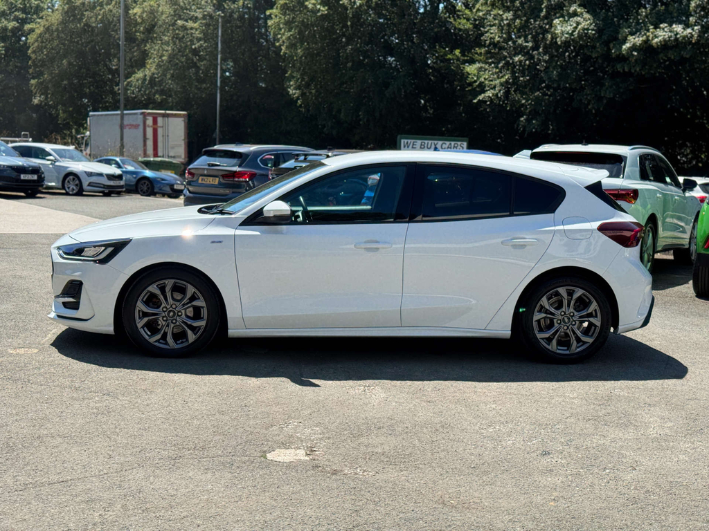 Ford Focus 1.5L Ecoblue St-line White #4