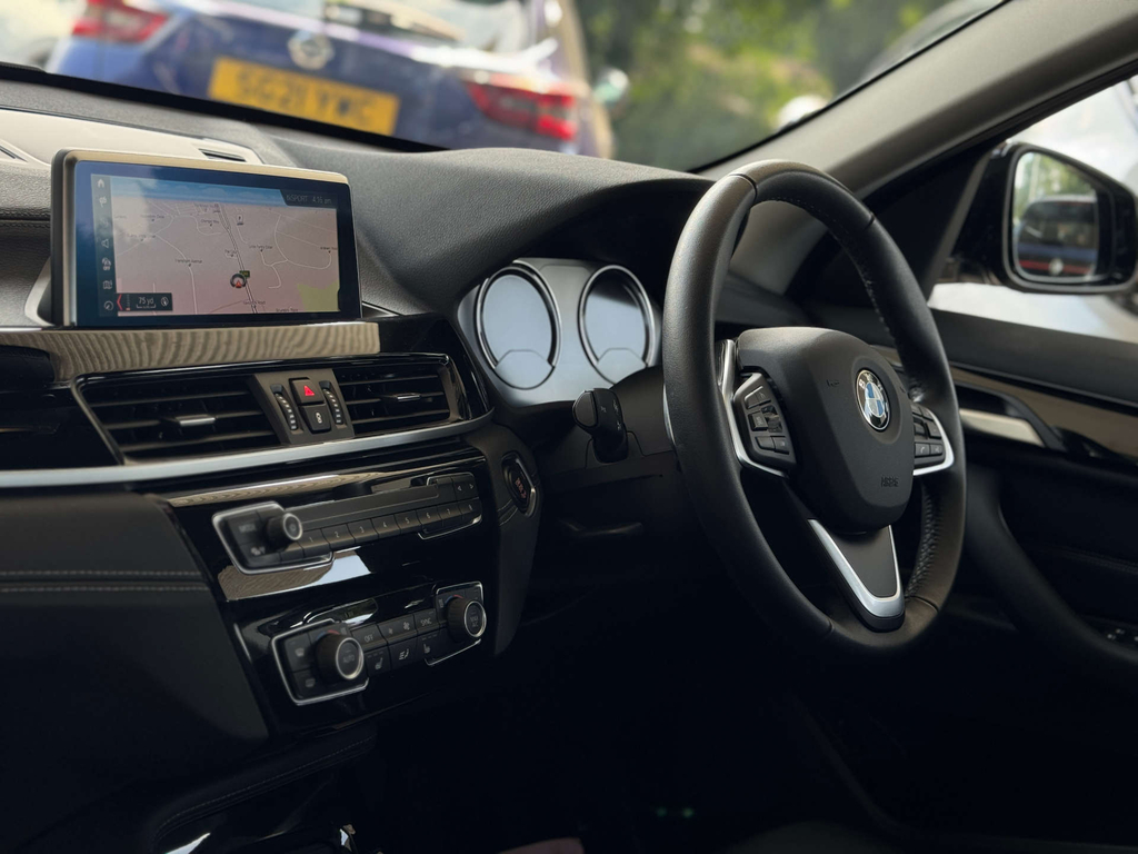 BMW X1 2.0L Sdrive20i Xline Dct Brown #2