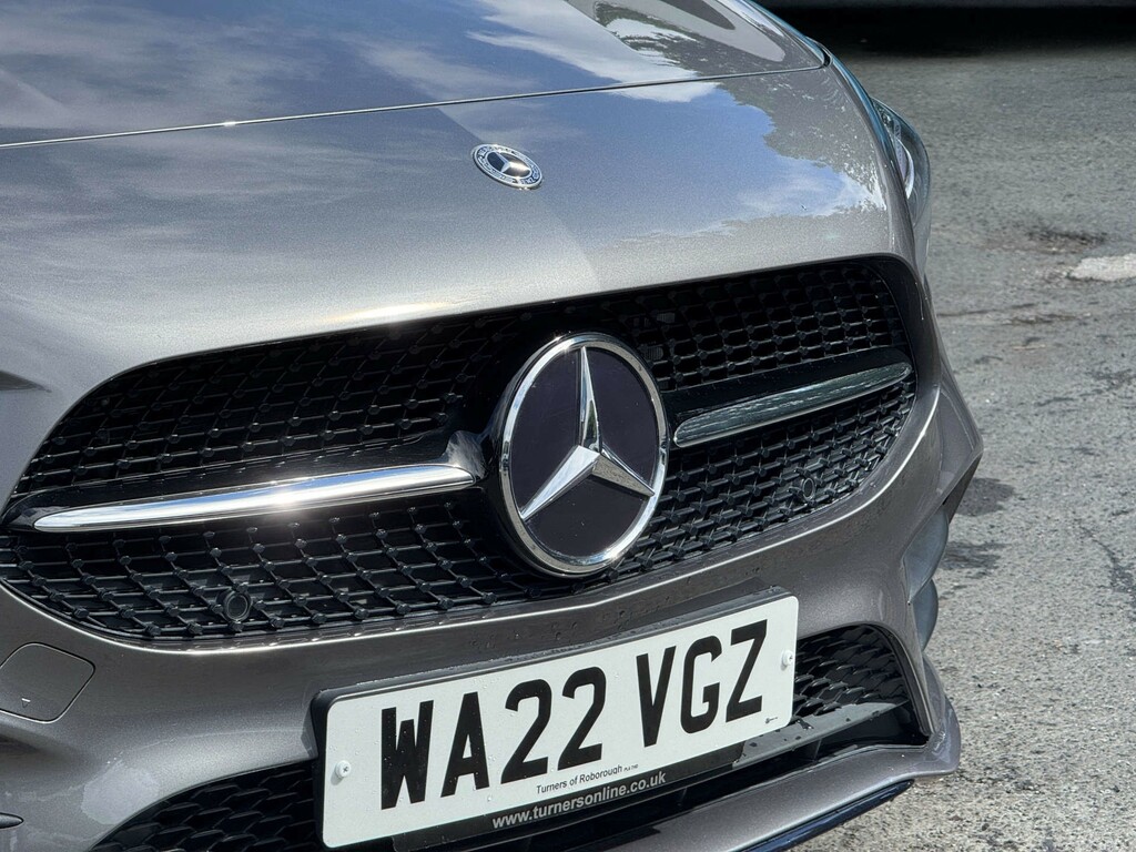 Mercedes-Benz B Class 1.3 136Ps B180 Sport Executive 7G Black #40