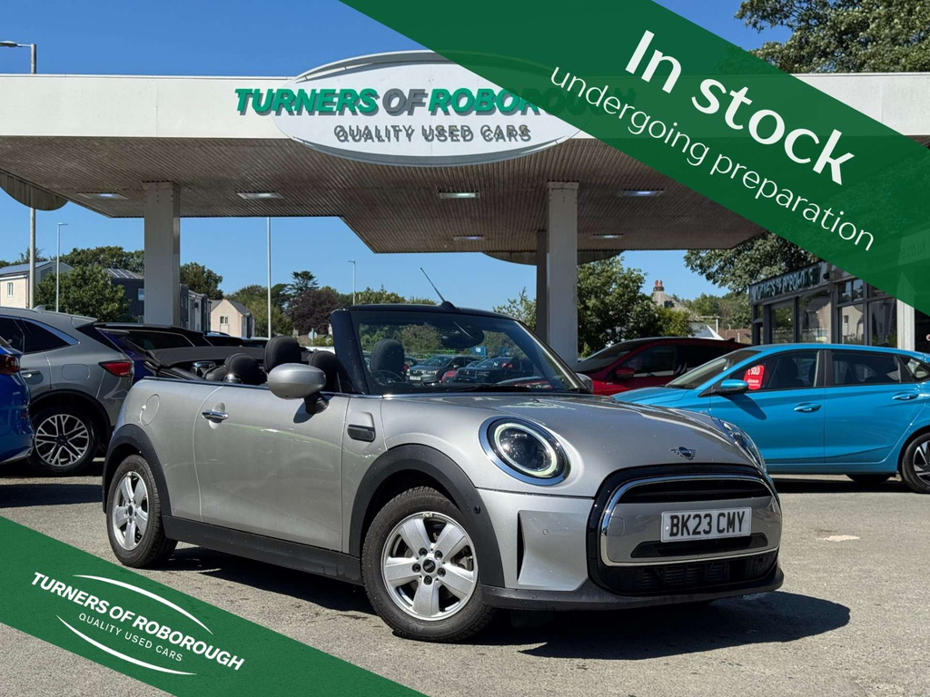 Mini Convertible 1.5L Cooper Classic Steptronic Silver