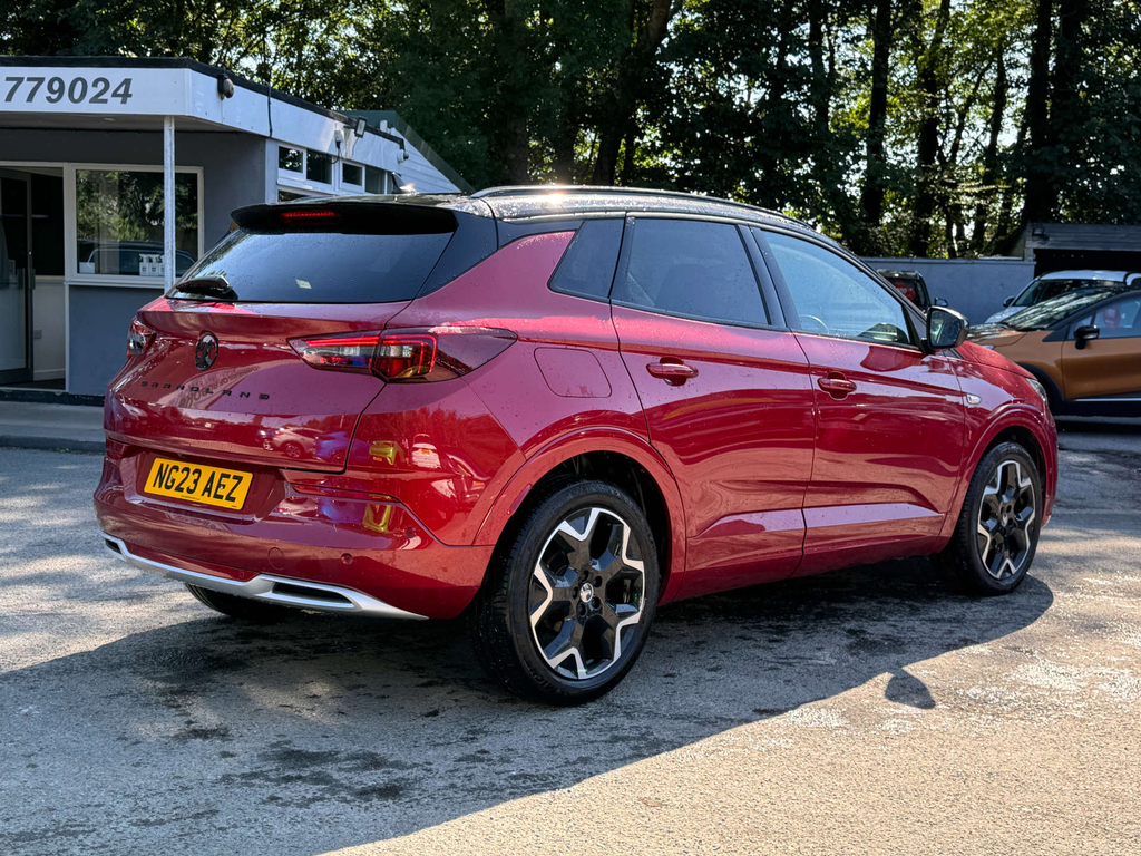 Vauxhall Grandland 1.2L Turbo Ultimate Red #5