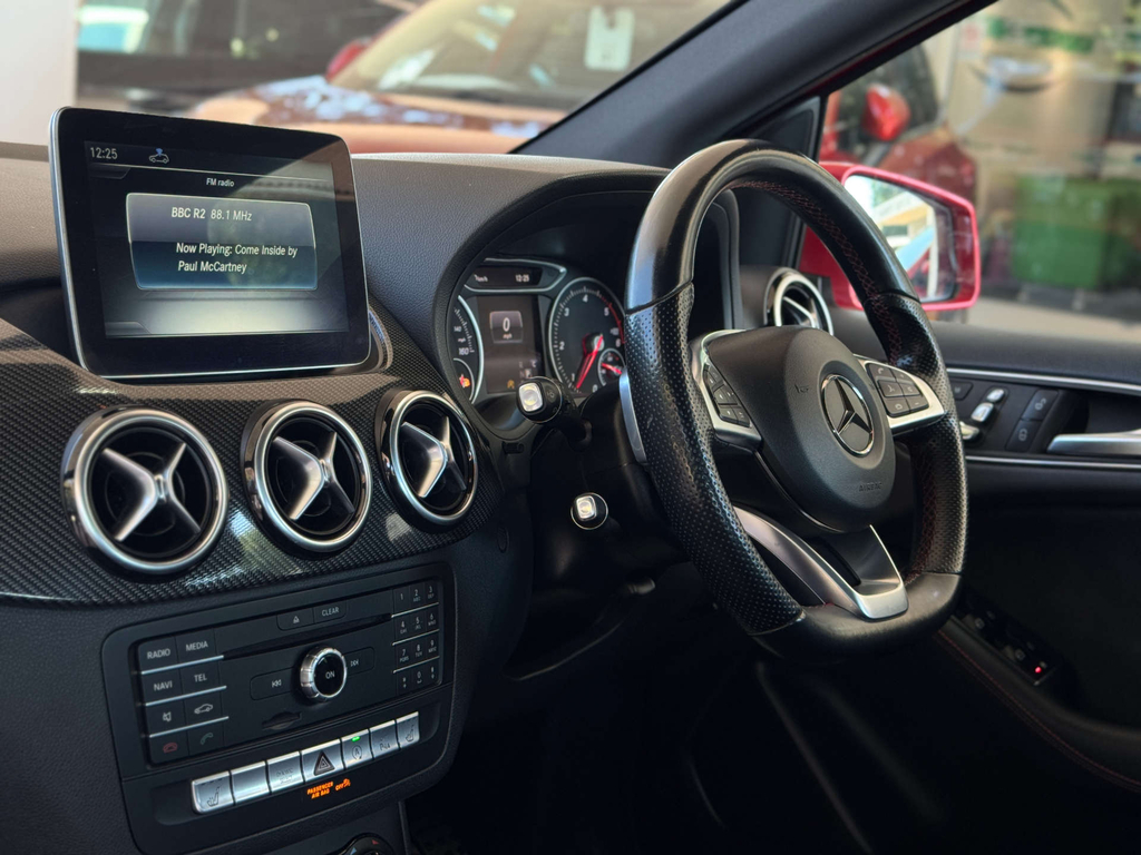 Mercedes-Benz B Class 2.1L B200d Amg Line Premium Plus 7G-dct Red #2