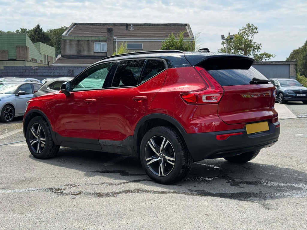 Volvo XC40 1.5L T3 R-design Red #5