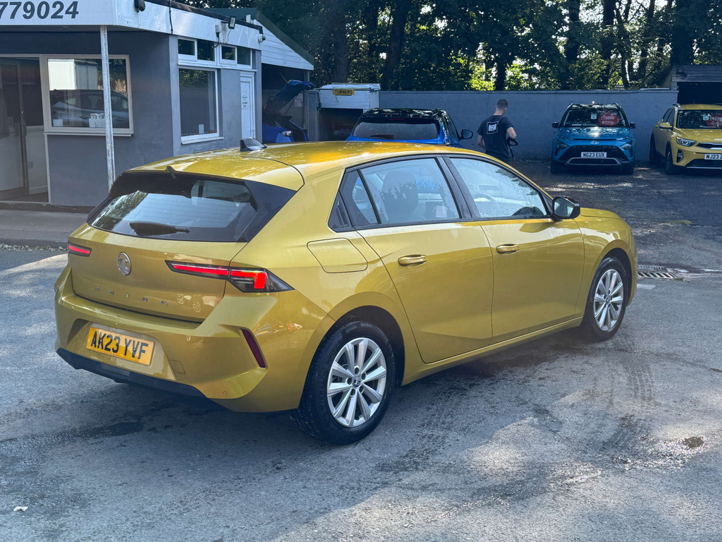 Vauxhall Astra 1.2L Turbo Design Yellow #4