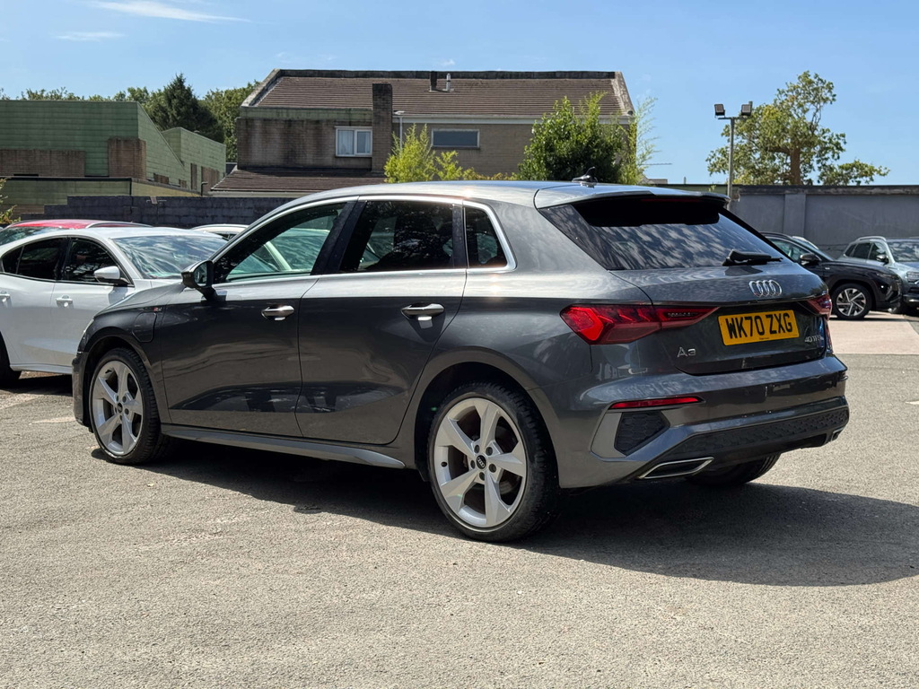 Audi A3 1.4L 40 Tfsi E S Line Sportback S Tronic Grey #4