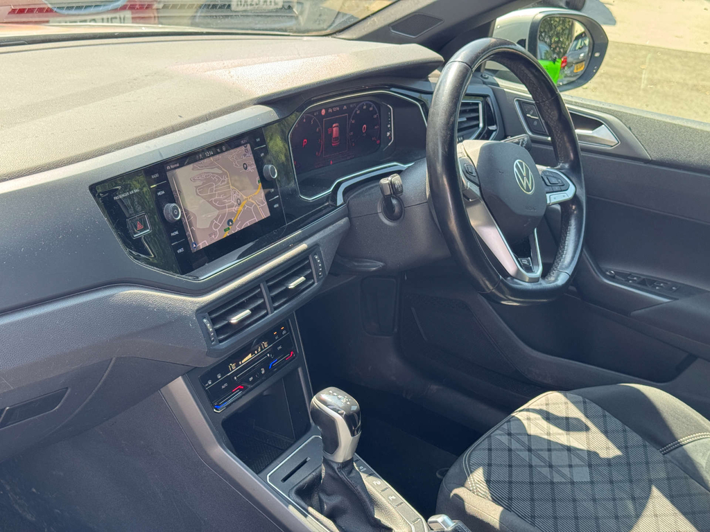 Volkswagen Taigo 1.5L R-line Dsg Grey