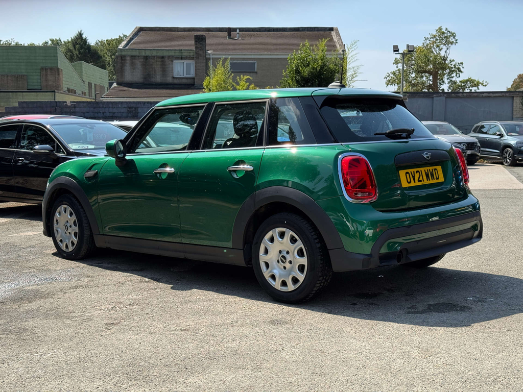 Mini Hatch 1.5L One Classic Steptronic Green #4