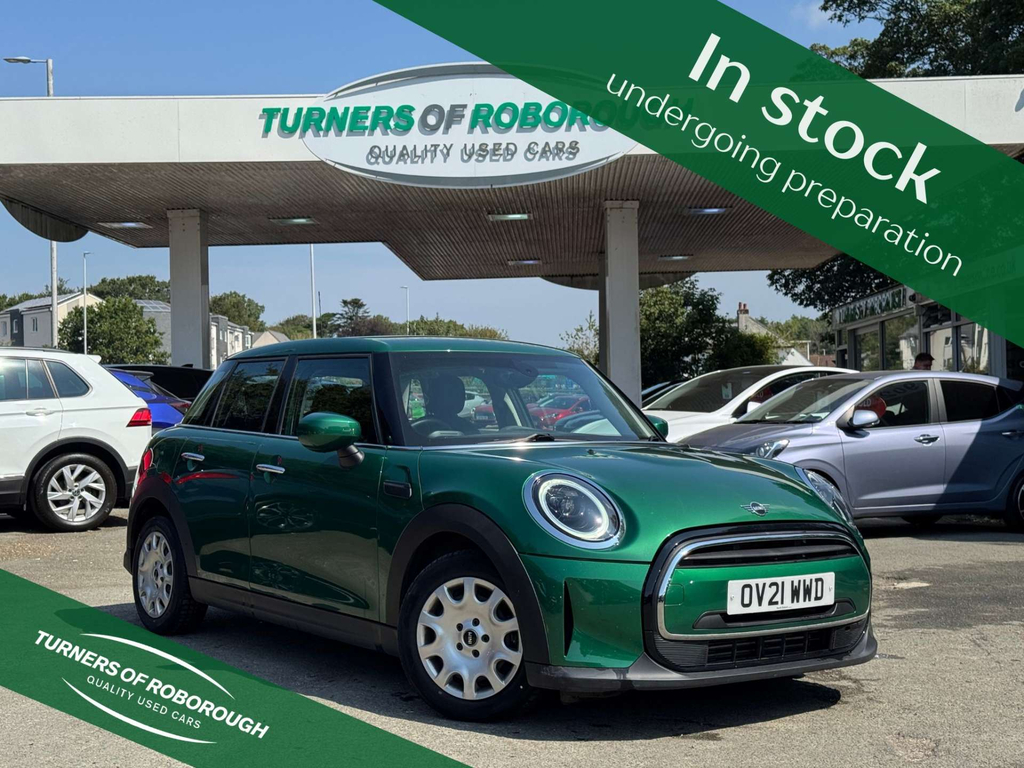 Mini Hatch 1.5L One Classic Steptronic Green