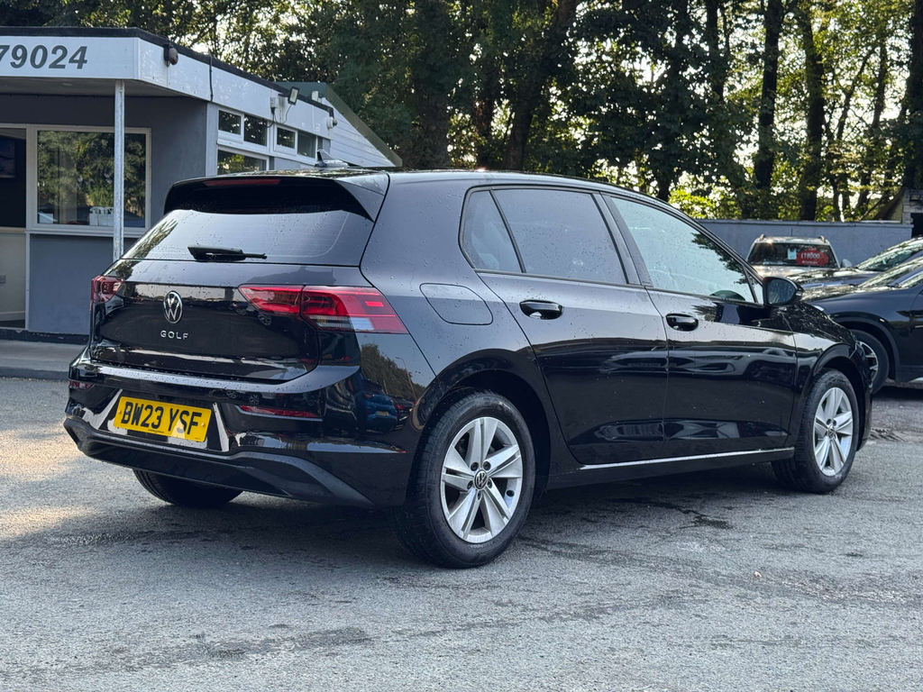 Volkswagen Golf 1.0L Life Black #5