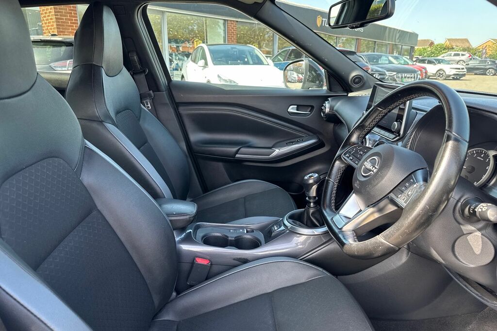 Nissan Juke Nissan Juke 1.0 Dig T N Connecta Suv BK23RGU #2