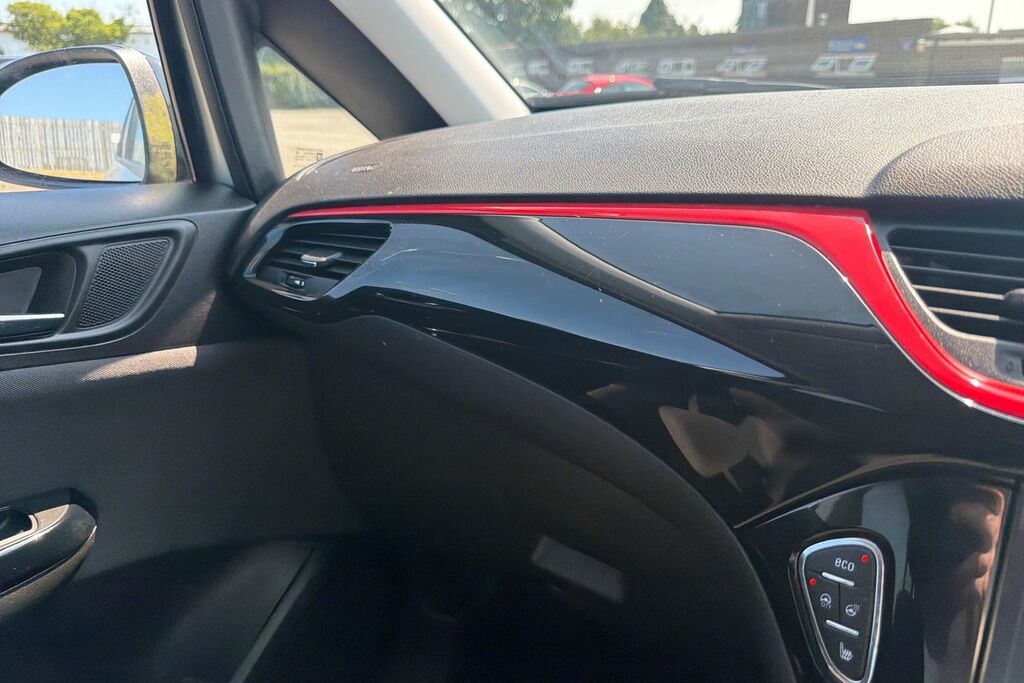 Vauxhall Corsa Vauxhall Corsa 1.4I Griffin Hatchback Petro... NA69ZLN #5