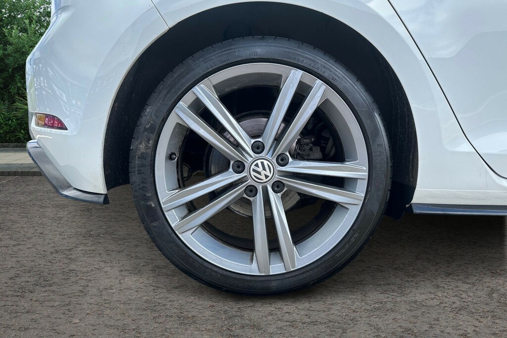 Volkswagen Golf Volkswagen Golf 1.5 Tsi Evo R Line Edition Hatc... SK20FWW #3