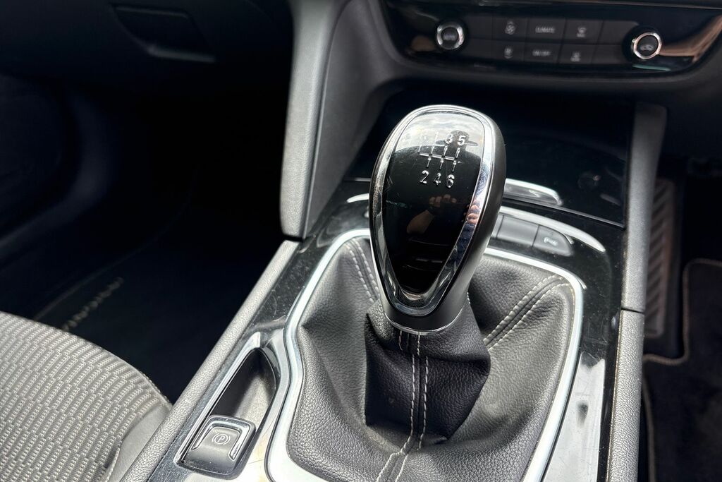 Vauxhall Insignia Vauxhall Insignia 2.0 Turbo D Blueinjection Sri... #6