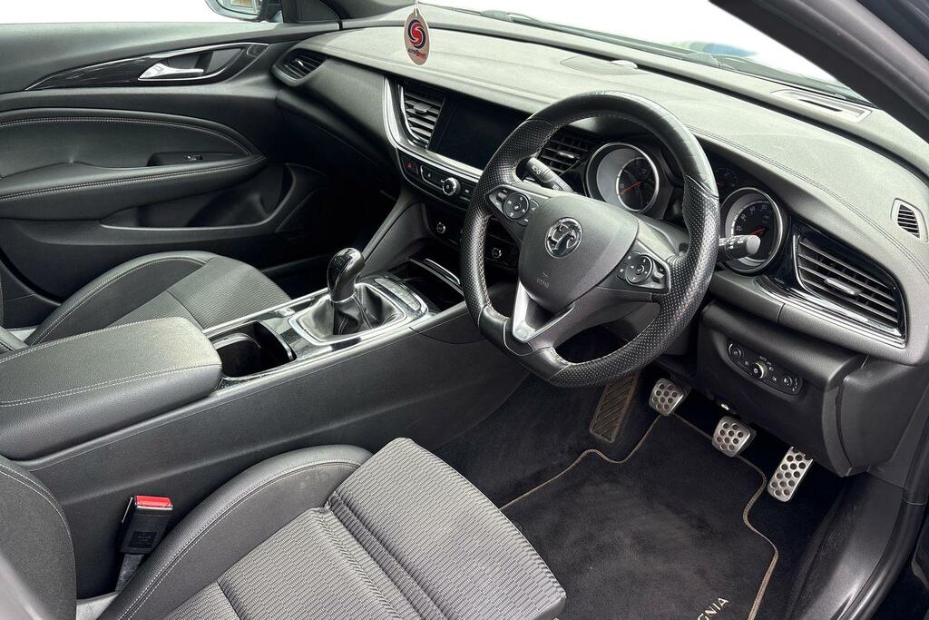 Vauxhall Insignia Vauxhall Insignia 2.0 Turbo D Blueinjection Sri... #2