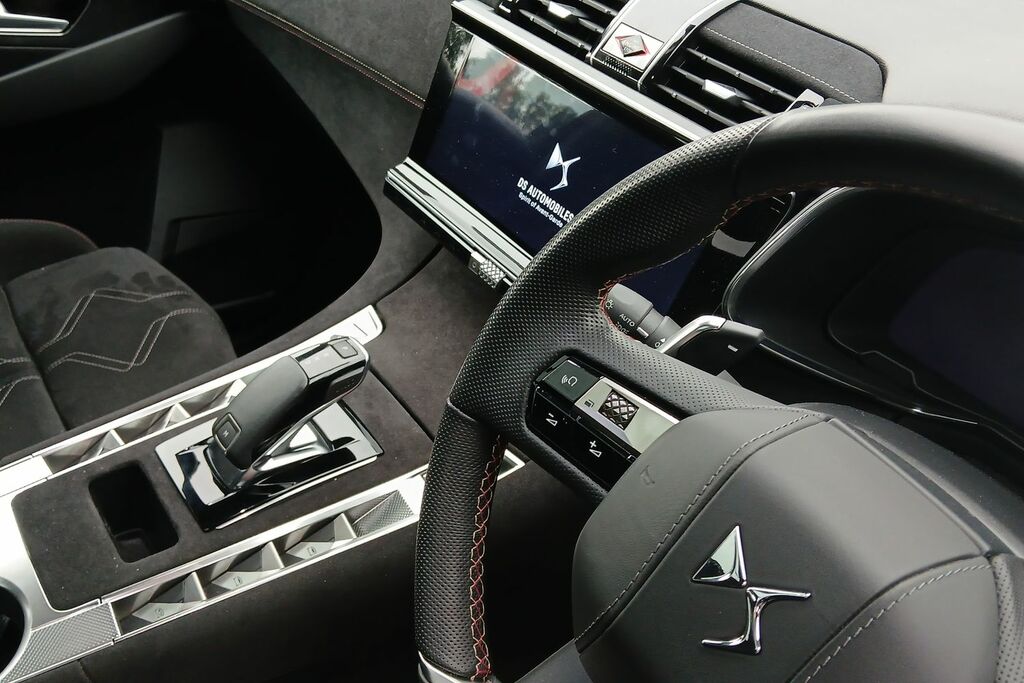 DS DS 7 Ds Ds 7 1.5 Bluehdi Performance Line Plus Suv ... SG74LHB #6