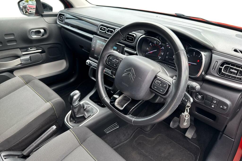 Citroen C3 Citroen C3 1.2 Puretech Flair Hatchback Pet... #2