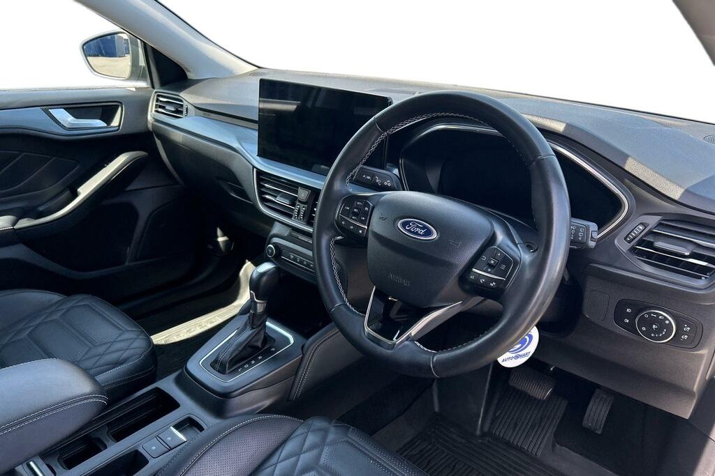 Ford Focus Focus St-line 1.0L Ecoboost 125Ps Mhev Fwd #2