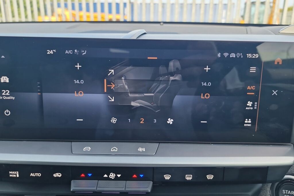 Vauxhall Grandland Vauxhall Grandland 1.2 Turbo Ultimate Suv P... #26