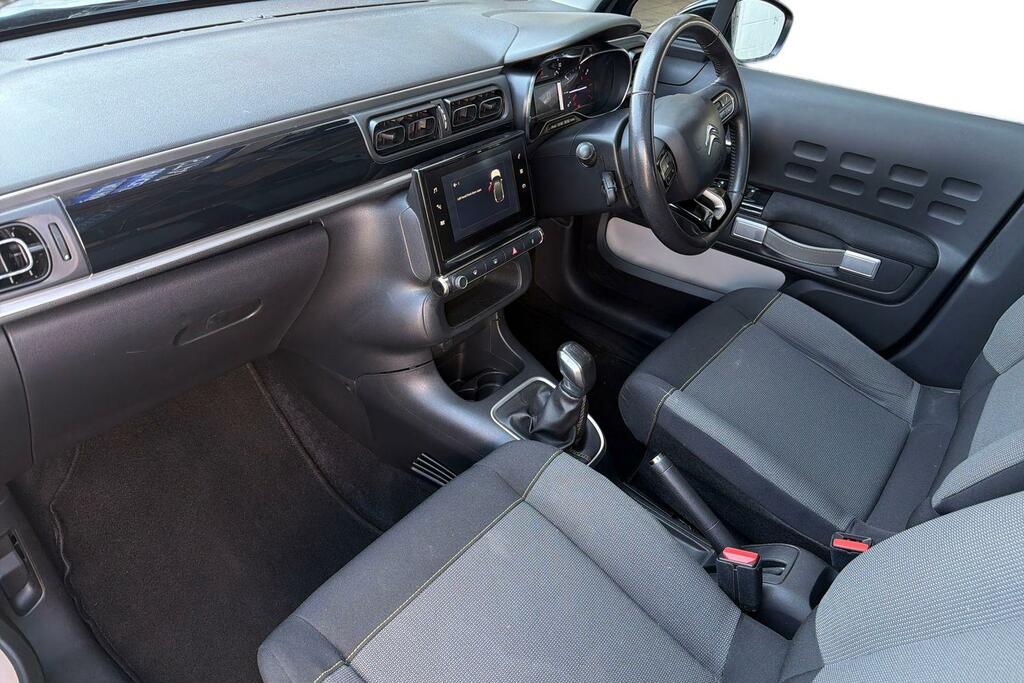 Citroen C3 Citroen C3 1.2 Puretech Flair Hatchback Pet... Silver #5