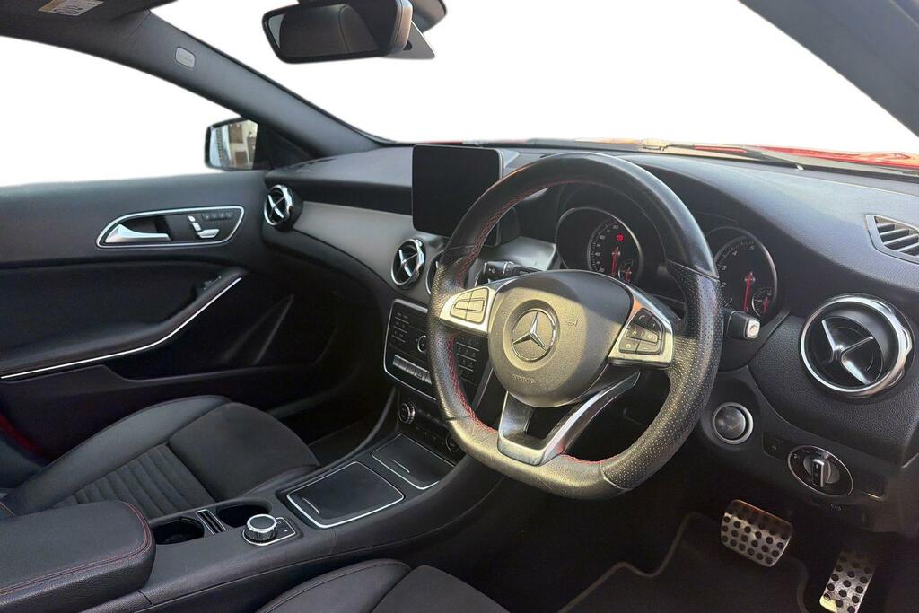 Mercedes-Benz GLA Class Mercedes Benz Gla 1.6 Gla200 Amg Line Edition ... #2
