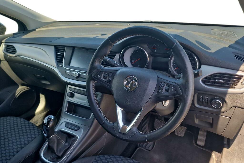 Vauxhall Astra Vauxhall Astra 1.0I Turbo Ecotec Tech Line Nav ... BN69EGE #2