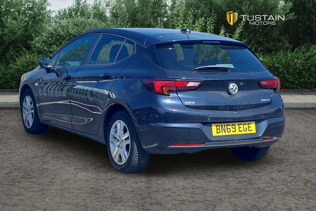 Vauxhall Astra Hatchback Black #9