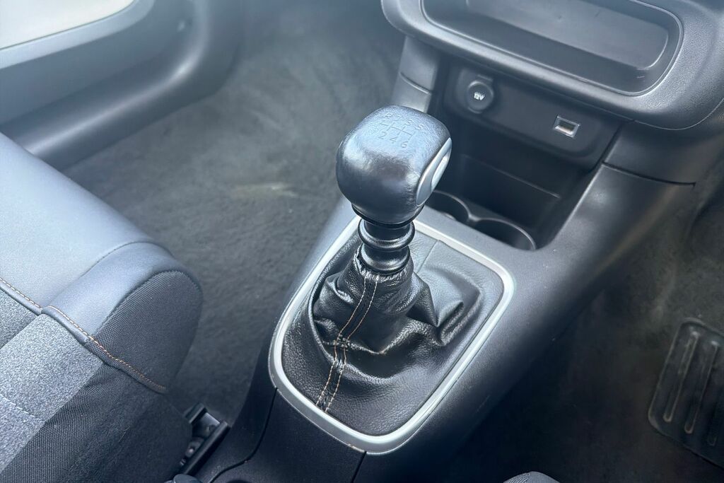 Citroen C3 Citroen C3 1.2 Puretech Max Hatchback Petro... MT24WKJ #6