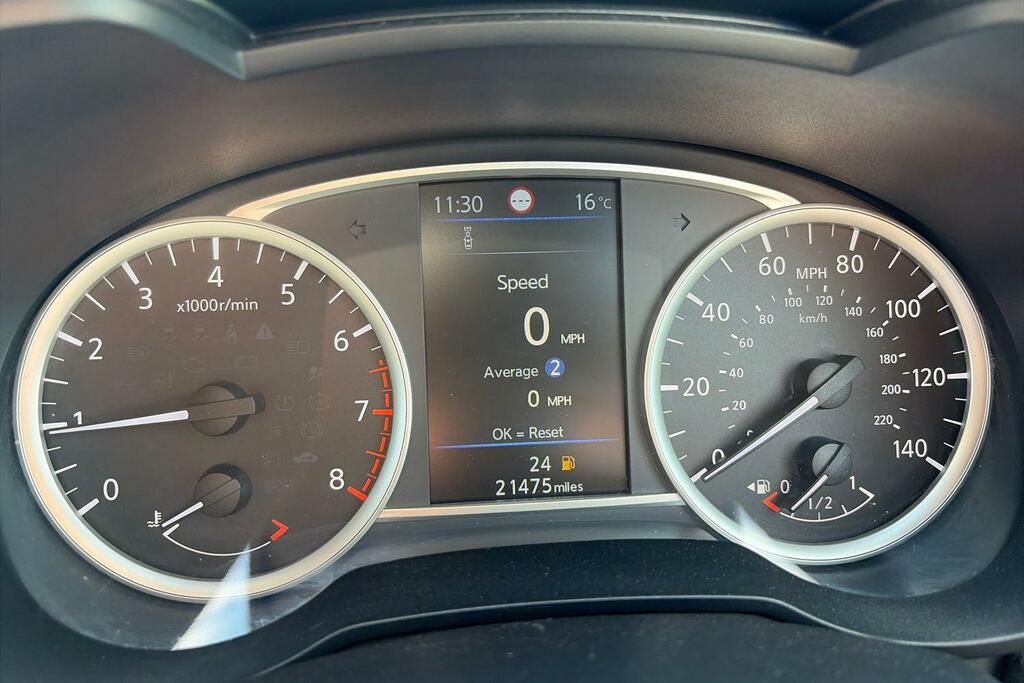 Nissan Micra Acenta Ig-t White #5