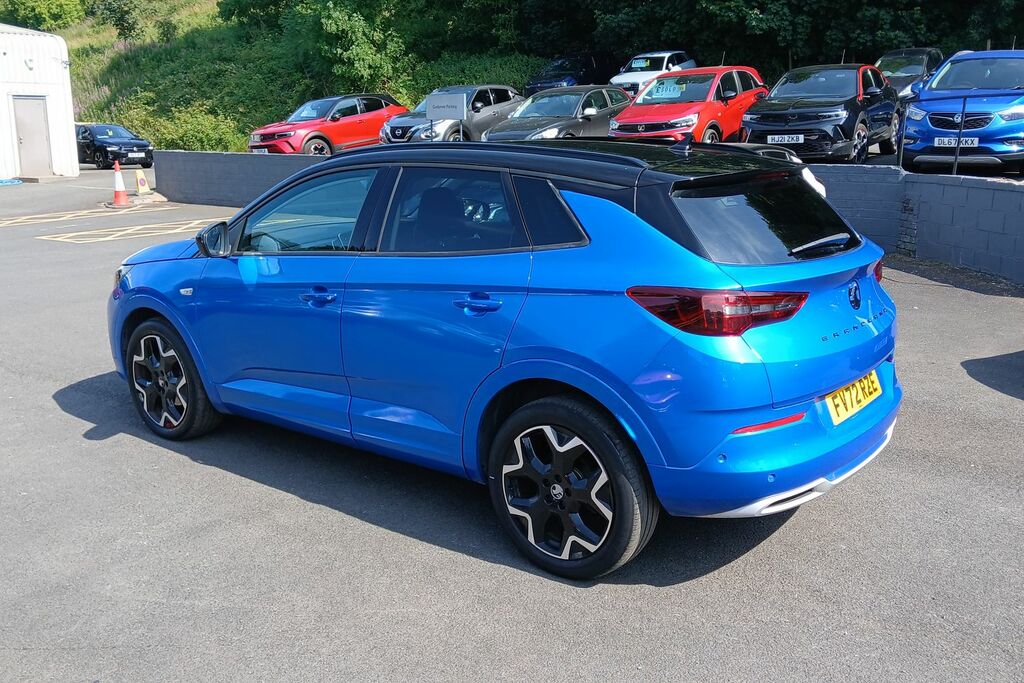 Vauxhall Grandland Hatchback White #37