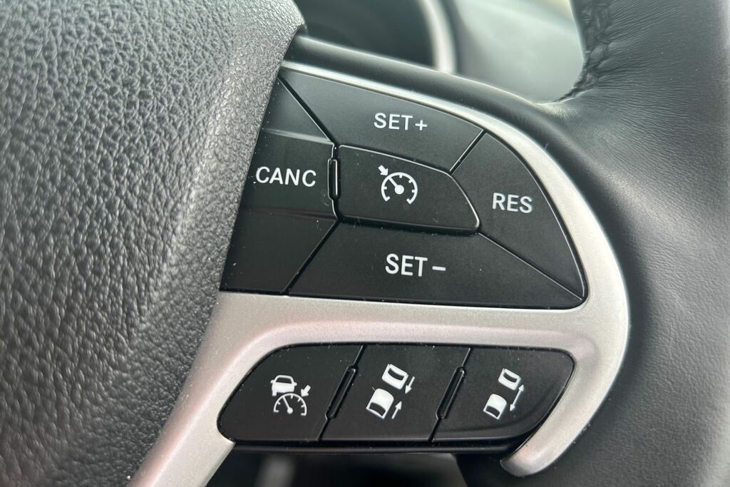 Jeep Cherokee Black #20