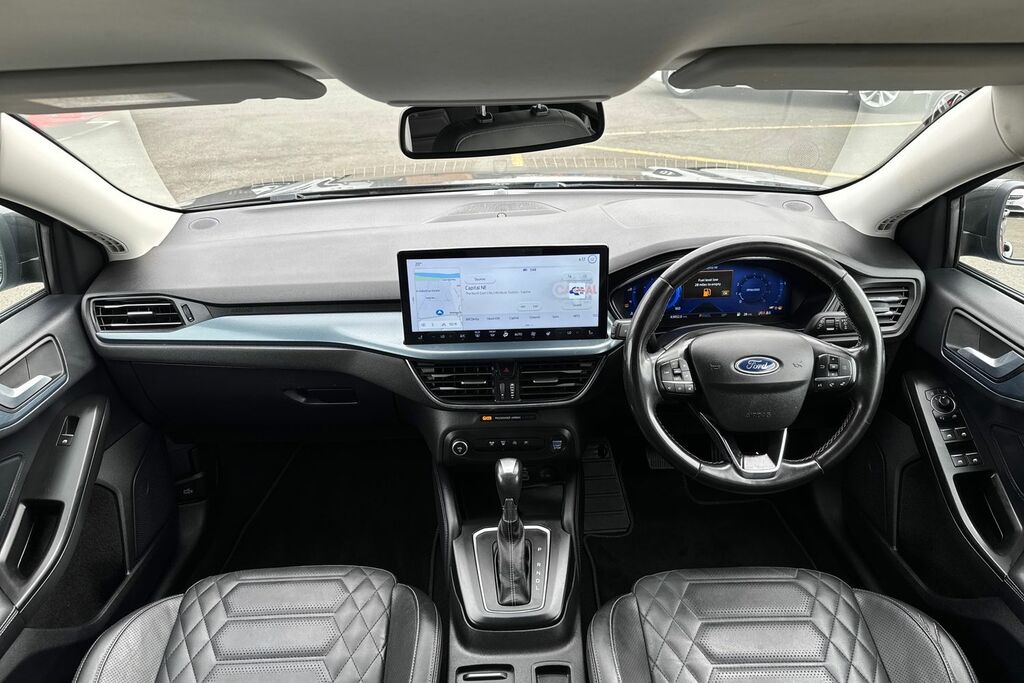 Ford Focus 1.0 Ecoboost Active X Black #16