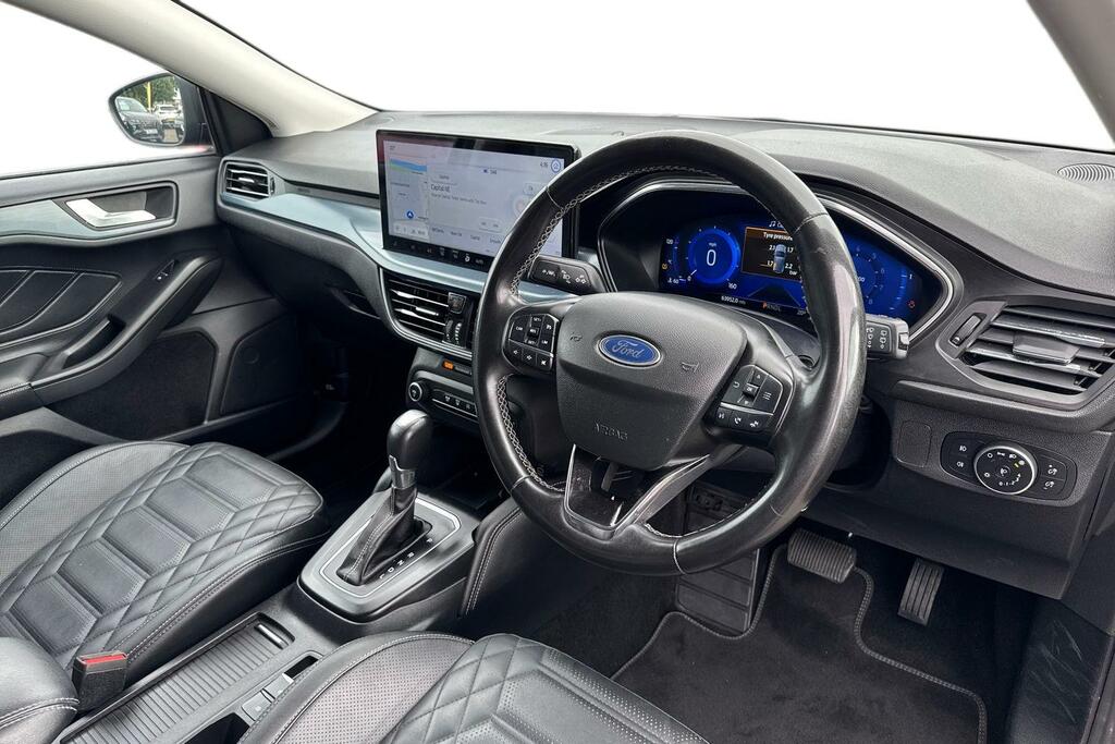 Ford Focus 1.0 Ecoboost Active X Black #2