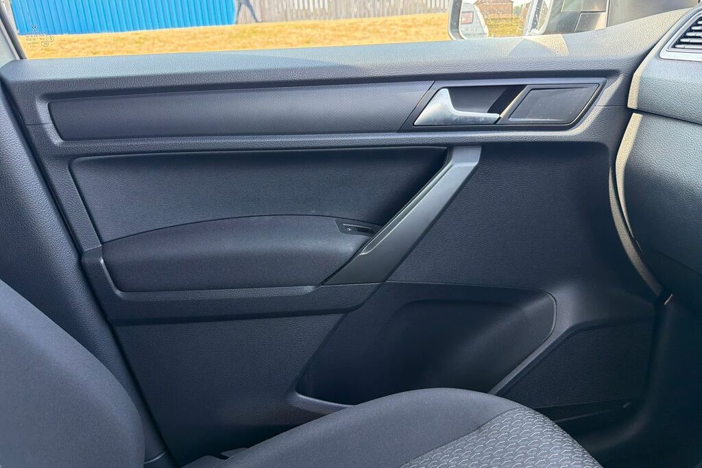 Volkswagen Caddy Maxi Life 2L Null Blue #28