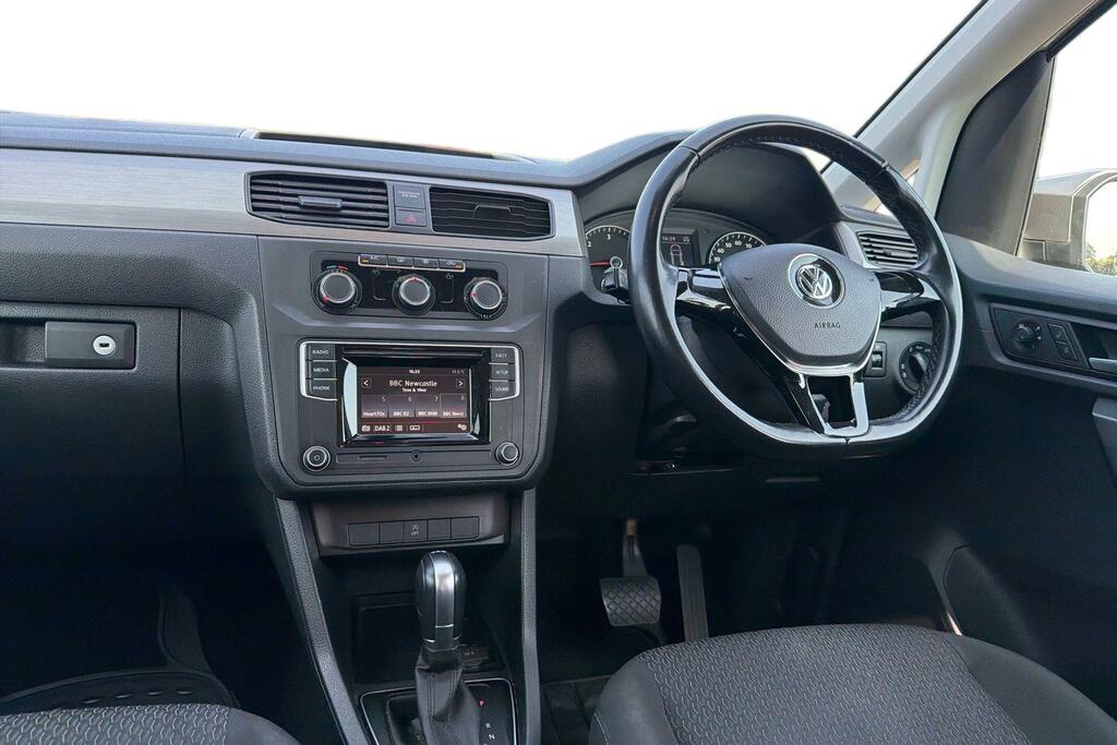 Volkswagen Caddy Maxi Life Volkswagen Caddy Maxi Life 2.0 Tdi Bluemotion T... Beige #5