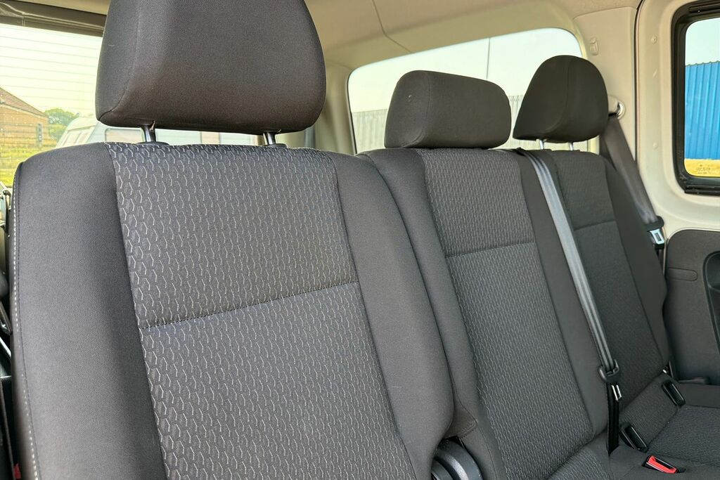 Volkswagen Caddy Maxi Life 2L Null Blue #22