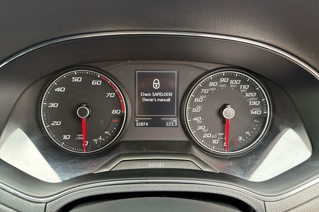 Seat Ibiza Seat Ibiza 1.0 Tsi Fr Hatchback Manu... FY69VNH Red #5