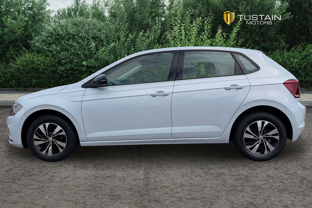 Volkswagen Polo Volkswagen Polo 1.0 Se Hatchback Man... 