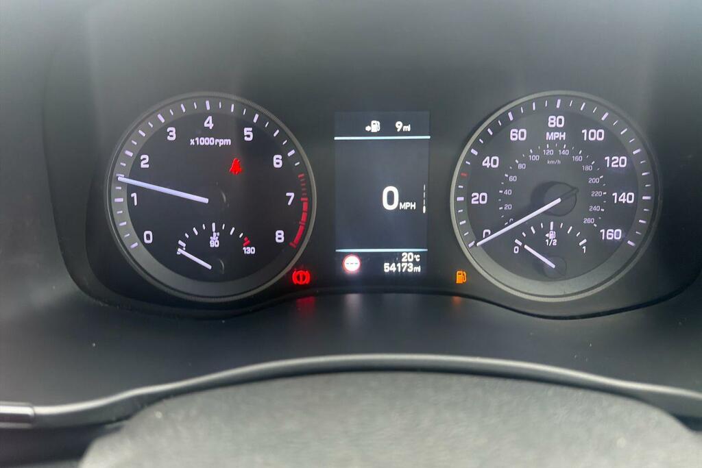 Hyundai Tucson Suv Silver #5