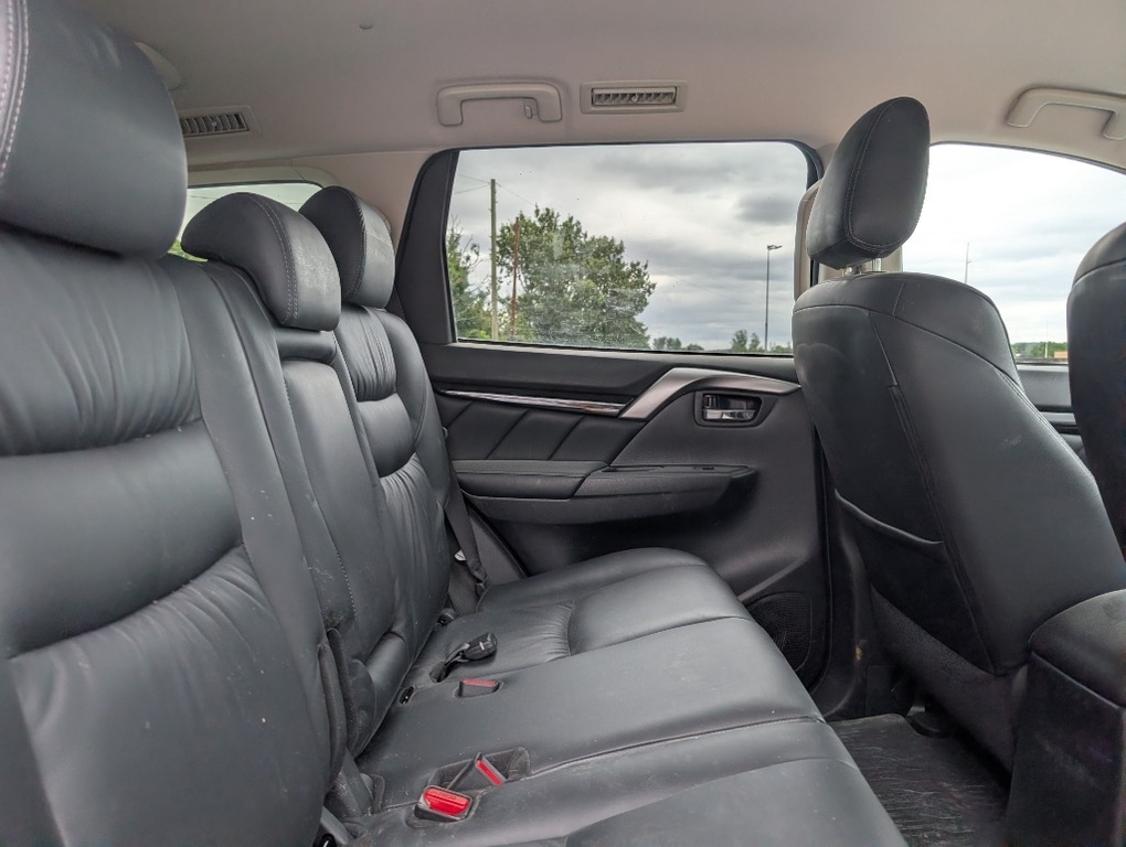 Mitsubishi Shogun Sport Mitsubishi Shogun Sport 2.4D 4 Suv A... #2