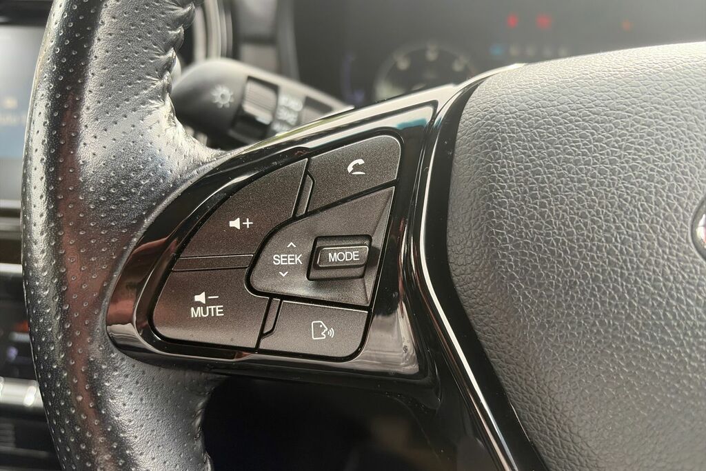 SsangYong Tivoli 1.6 Ex White #14