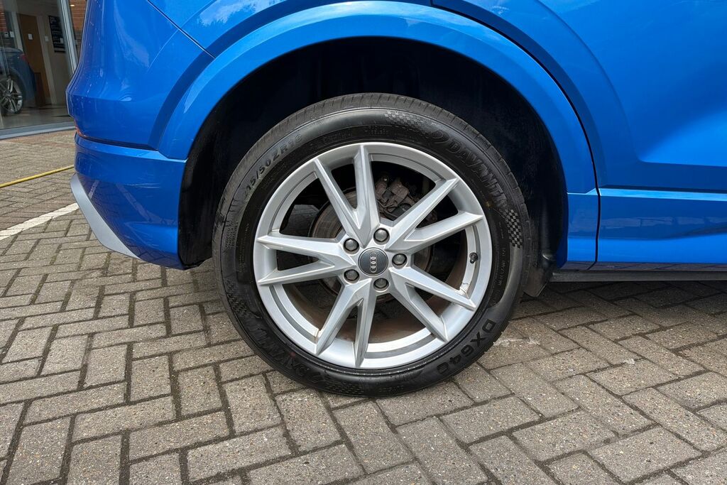 Audi Q2 Black Edition Tfsi 300 Ps S Tronic Grey #36