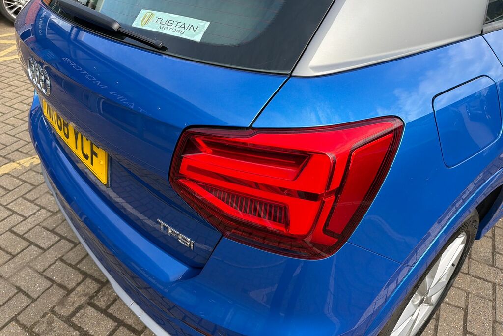 Audi Q2 Black Edition Tfsi 300 Ps S Tronic Grey #37